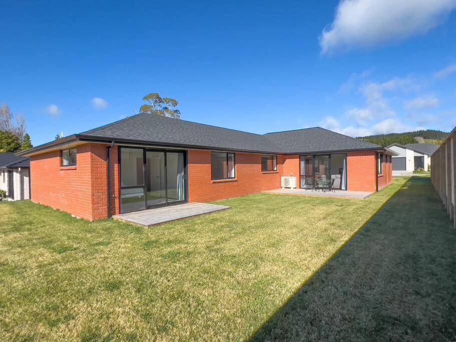 Peaceful 5 Bedrooms Retreat Rotorua Exterior photo